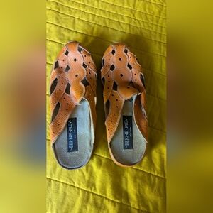 Berne Mev Women's Slip On Orange Leather Shoes Size 9